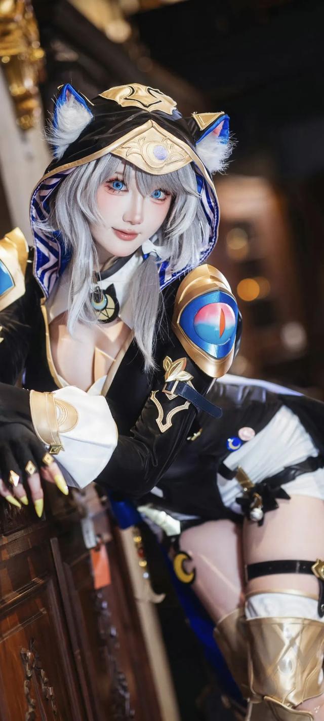 瓜希酱cos图集，蓝色的大眼睛，美呆了-优图领域