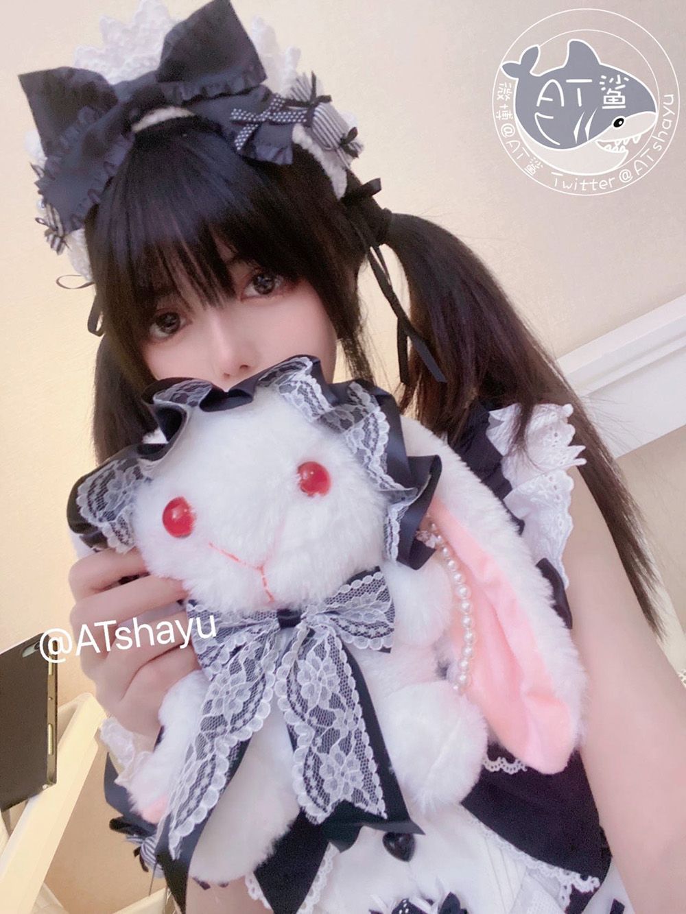 甜辣双修!这位宝藏Coser AT鲨让百万网友疯狂心动